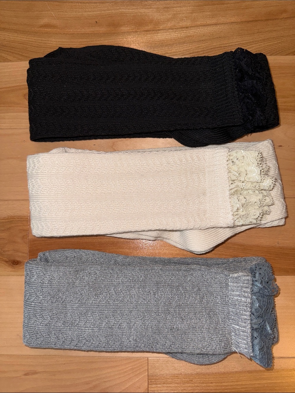 Ladies sexy thigh high ruffle edged 3-Pack sock— Black, Cream & Gray BNIB 9-11